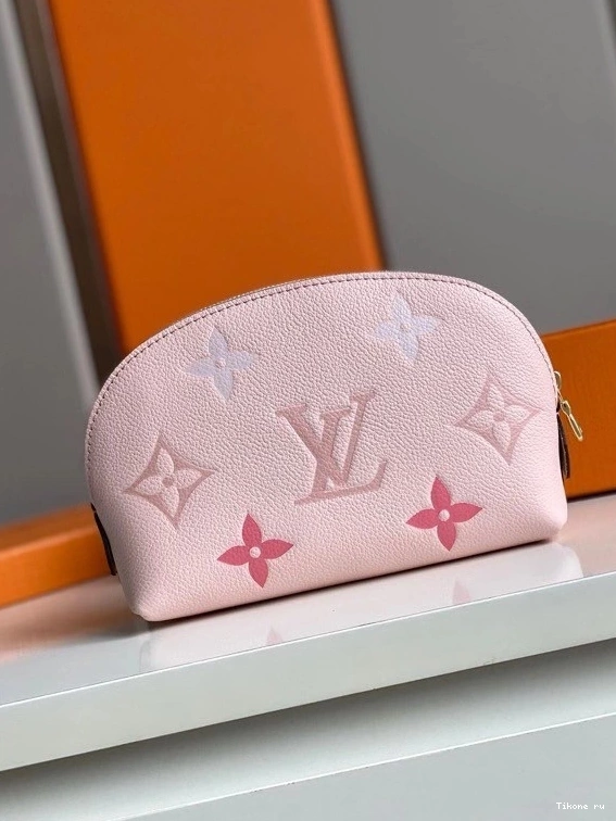 Affordable COSMETIC POUCH LOUIS VUITTON 0822